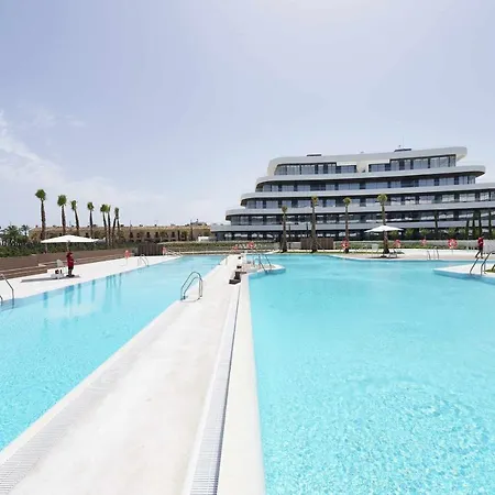 Espectacular Bajo Con Jardin En 1ª Linea De Playa