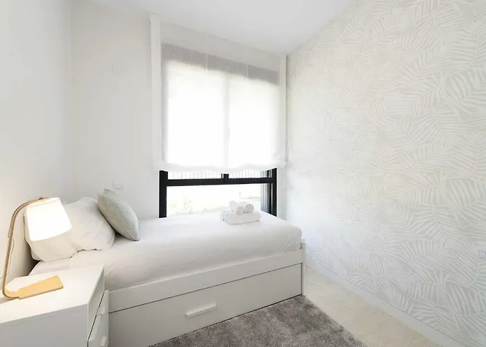 Espectacular Bajo Con Jardín En 1ª Línea De Playa Apartamento