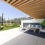 Espectacular Bajo Con Jardin En 1ª Linea De Playa * Torremolinos