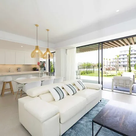 Espectacular Bajo Con Jardín En 1ª Línea De Playa Apartamento