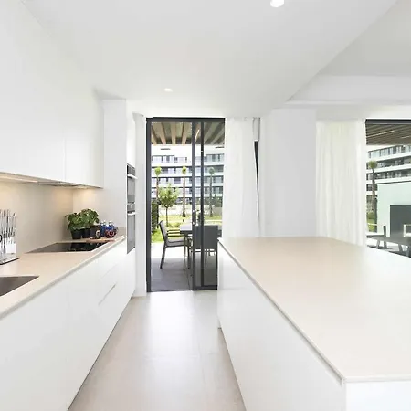 Espectacular Bajo Con Jardin En 1ª Linea De Playa Appartement