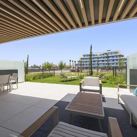 Apartamento Espectacular Bajo Con Jardín En 1ª Línea De Playa Torremolinos