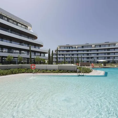 Espectacular Bajo Con Jardin En 1ª Linea De Playa * Torremolinos