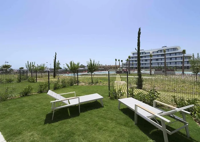Апартаменты Espectacular Bajo Con Jardin En 1ª Linea De Playa Торремолинос