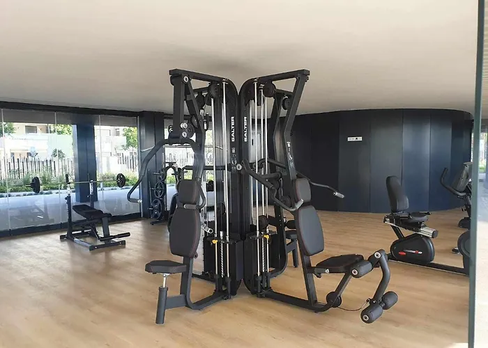 Espectacular Bajo Con Jardin En 1ª Linea De Playa