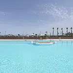 Espectacular Bajo Con Jardin En 1ª Linea De Playa *