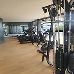 Апартаменти Espectacular Bajo Con Jardin En 1ª Linea De Playa Торремолінос